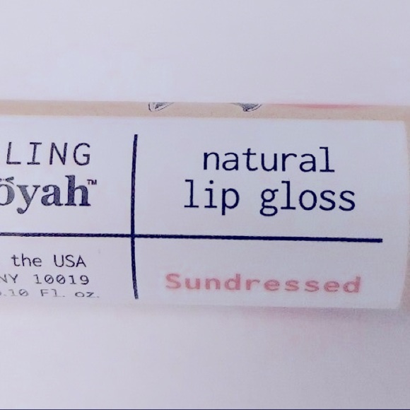 πΈ3/$25 π Starling by Noyah Natural Lip Gloss in Sundressed, Peach Pink Color - Picture 4 of 9